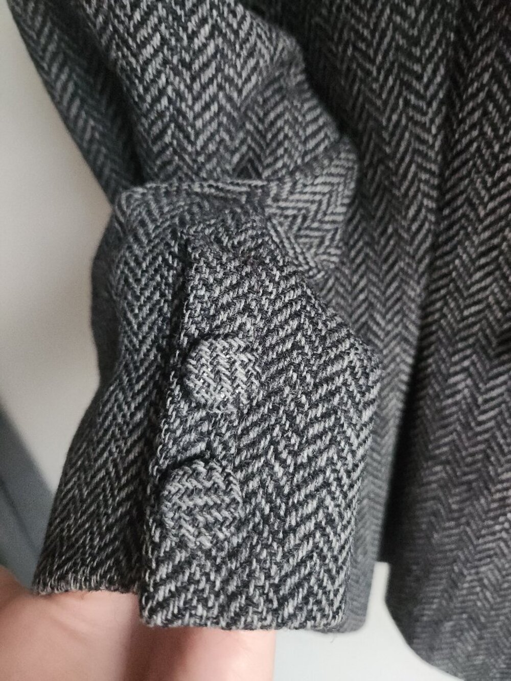 Emmanuelle Khanh Paris Vintage Dark Gray Herringbone Blazer - Sz 10 (approx.) - Picture 9 of 15